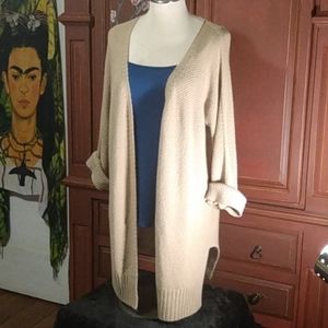 Cordat Cozy & Classy Cardigan